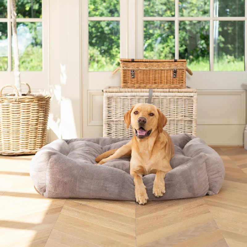 Calming Anti-Anxiety Fawn Faux Fur Box Bed With Removable Covers by Lords & Labradors